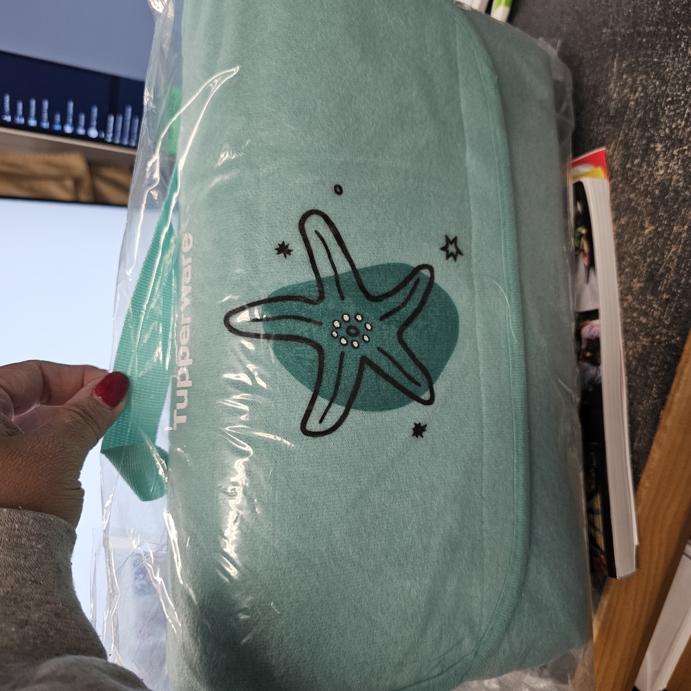 Tupperware Teal Starfish Tote Bag